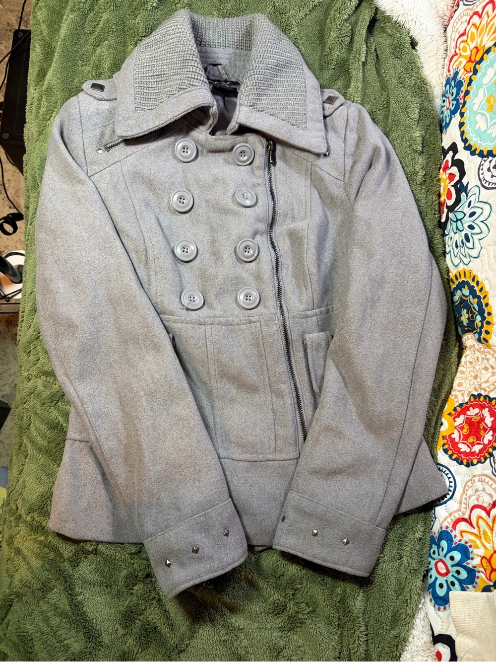 Women's Gray Double-Breasted Wool-Blend Peacoat with Knit Collar